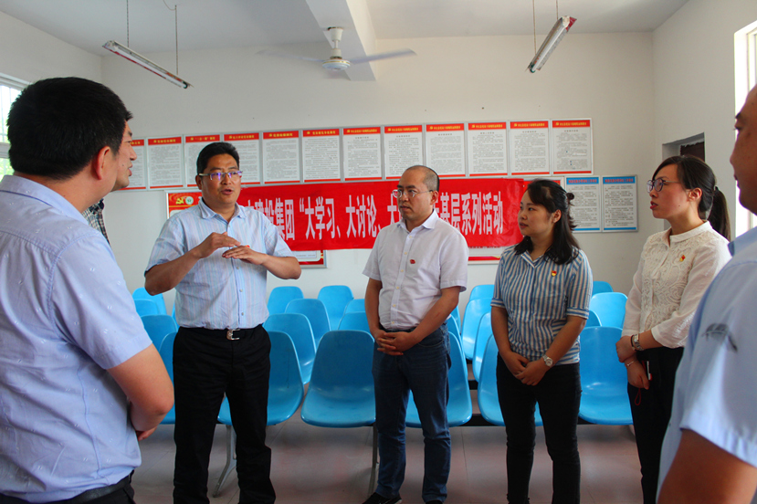 2018年6月6日  不忘初心，牢記使命答好脫貧攻堅(jiān)民生卷3