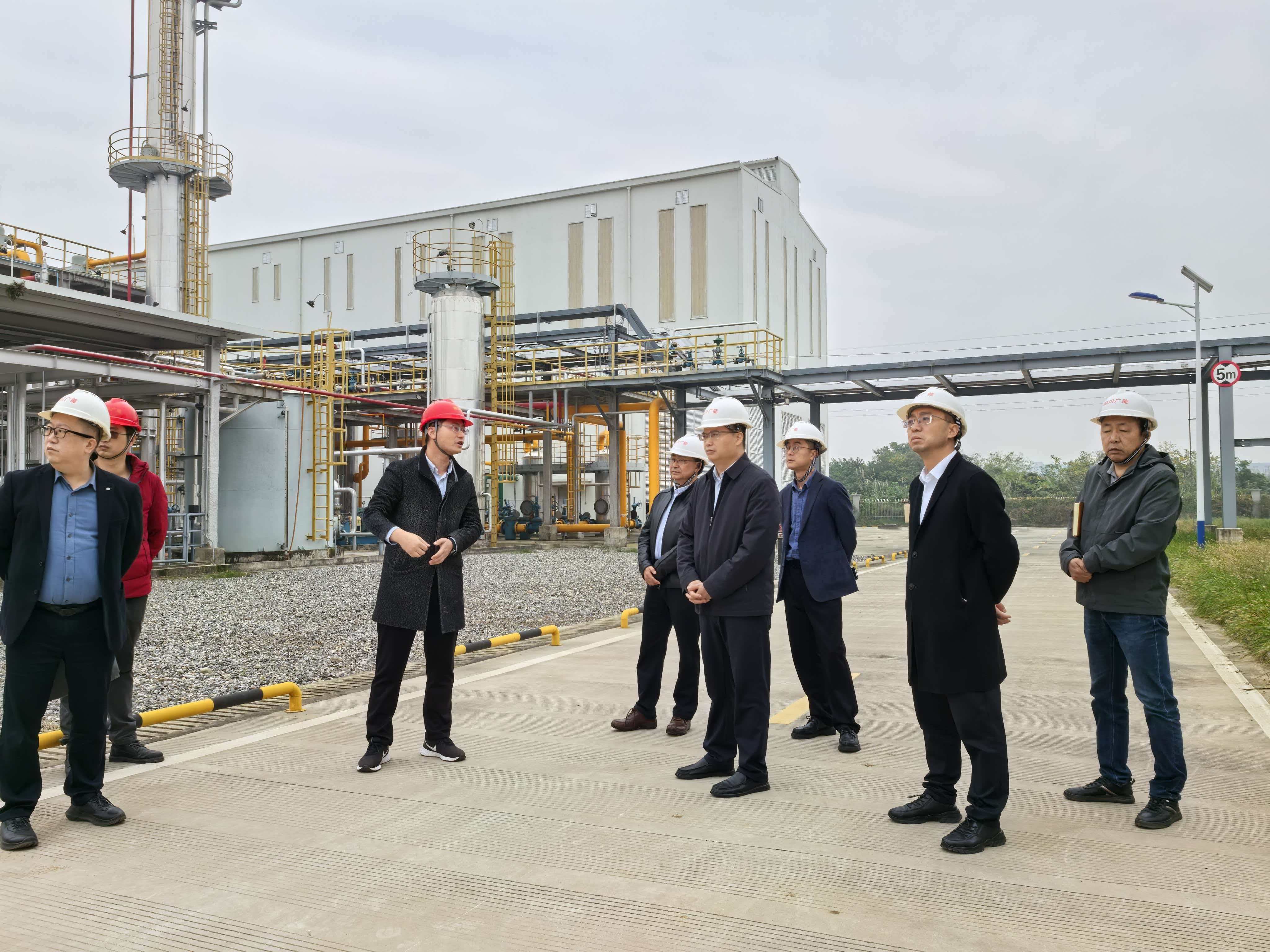 【實地督導(dǎo)強(qiáng)落實 沖刺年終保目標(biāo)】德陽發(fā)展集團(tuán)黨委書記、董事長李強(qiáng)帶隊赴一線“破題”（二）