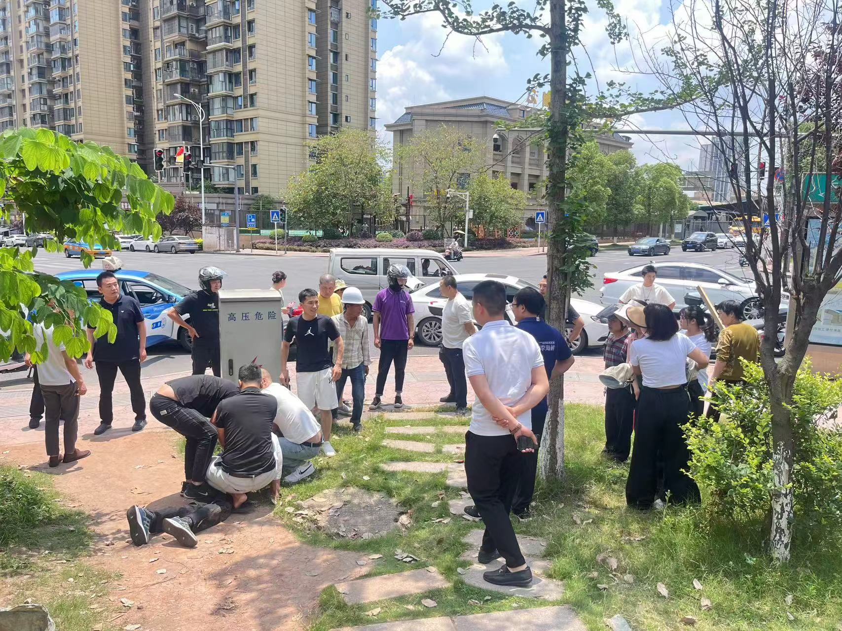 點(diǎn)贊！德陽(yáng)發(fā)展集團(tuán)三人獲評(píng)市級(jí)見(jiàn)義勇為模范